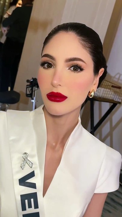 Stephany Abasali brilló en su entrevista con el jurado