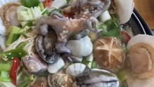 soup seafood yummy