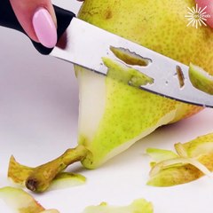 Creative artwork you can make with a pear & some grapes!