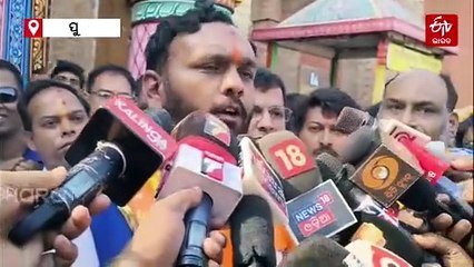 ନୂଆପଡ଼ା ବିଜୟ ପରେ ମହାପ୍ରଭୁଙ୍କ ଆଶୀର୍ବାଦ ନେଲେ ଜୟ ଢୋଲକିଆ