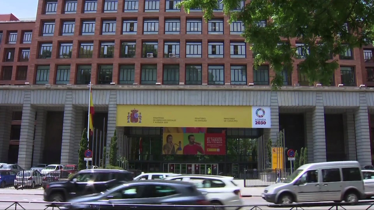 Sanidad iniciará un proceso judicial contra Madrid tras no presentar su registro de objetores
