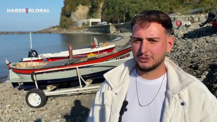 Hopalı balıkçıların denizde bulduğu canlı sosyal medyayı salladı