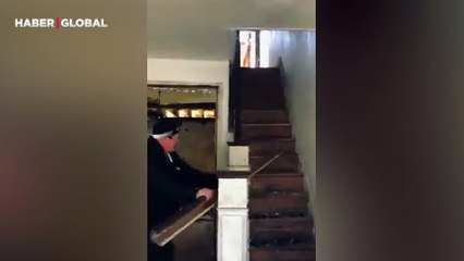 Milyonlarca izlendi: Terk edilmiş evde bulunan ölümcül tuzağı son anda fark ettiler!