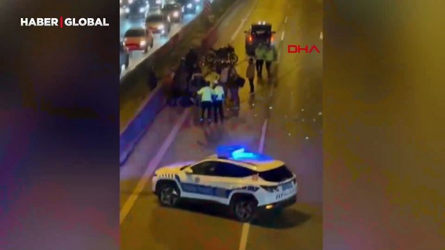 Kazaya müdahale edilen yerde zincirleme kaza! Polis yaralandı