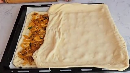 Soğan aldığımda hemen yapıyorum yiyenler bayılıyor hayatımda yediğim en lezzetli börek