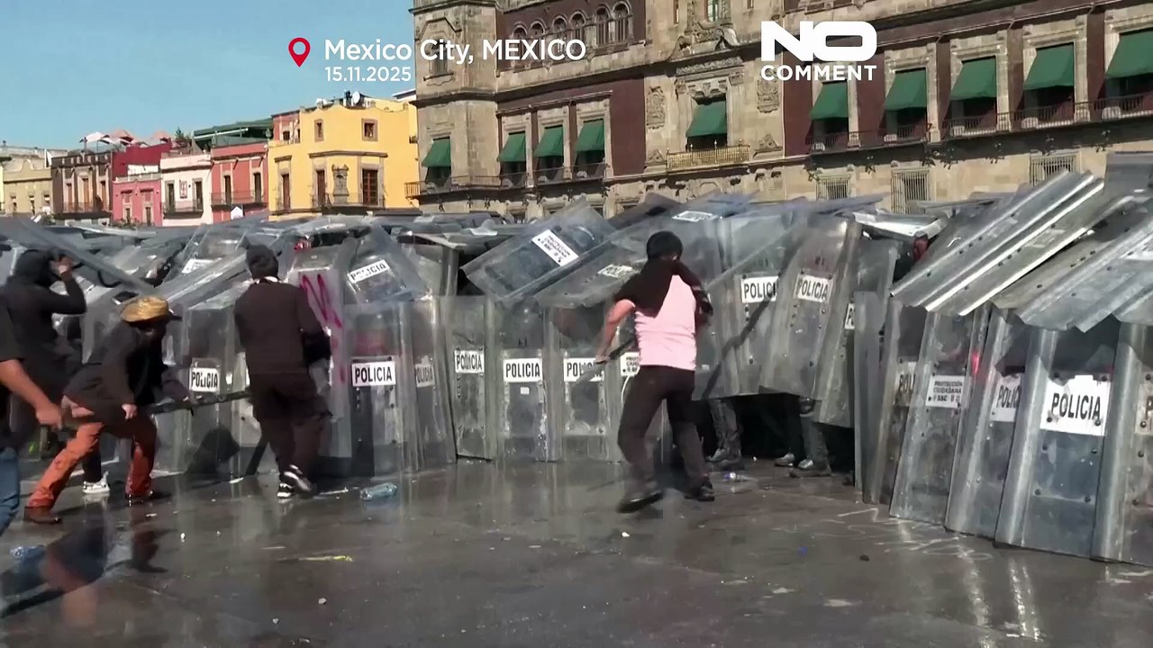 Clashes break out during Generation Z protest against President Sheinbaum in Mexico City
