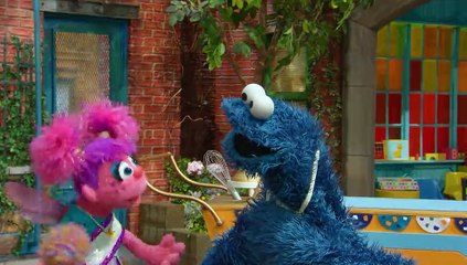 Sesame Street S01E04 Grovers Super Suitycase