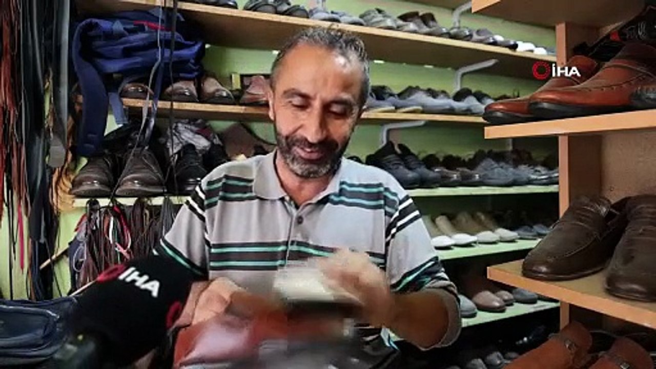 Biz 3 bin 500 ayakkabı yapıyoruz diyen ayakkabı boyacısının 'Fakirin atlayışı da fakir' videosu sosyal medyada viral oldu