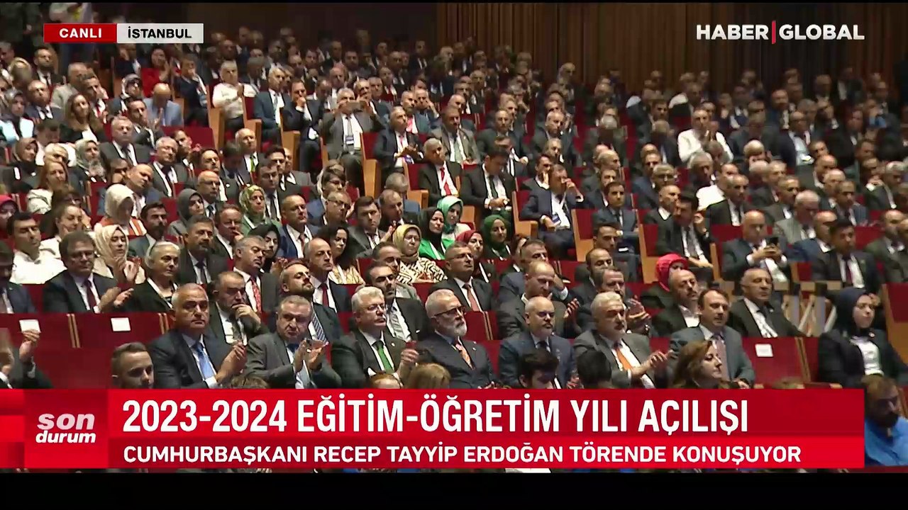 Cumhurbaşkanı Erdoğan duyurdu: Ek ders ücretlerine zam