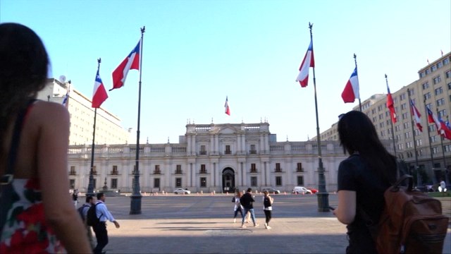 Los ciudadanos chilenos comienzan a votar en la primera vuelta de las elecciones presidenciales