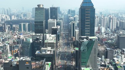 코스피 불장에 '시총 10조' 클럽 61개...사상 최다 / YTN