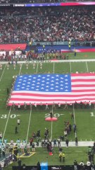 Los himnos de España y EEUU silenciaron el Bernabéu: atentos  a la previa de la NFL