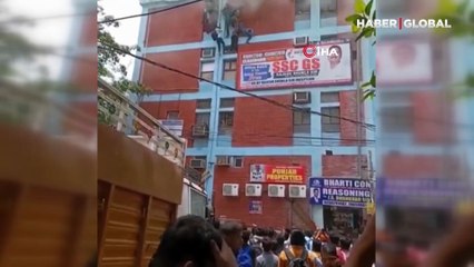 Yangının ortasında kalan öğrenciler, canlarını kurtarmak için 3’üncü kattan aşağı atladı: Faciada 12 yaralı