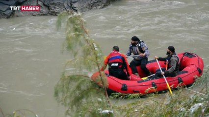 Hakkari'de pikap Zap Suyu'na düştü: 2 ölü, 2 yaralı