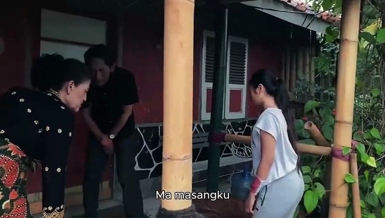 LINTRIK SOSOK KE TIGA I FILM HOROR BIOSKOP INDONESIA TERBARU 2025 II HOROR 2025(480p)