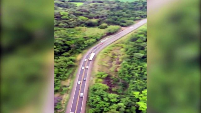 PM apreende 30 kg de maconha e detém dois suspeitos na BR-163
