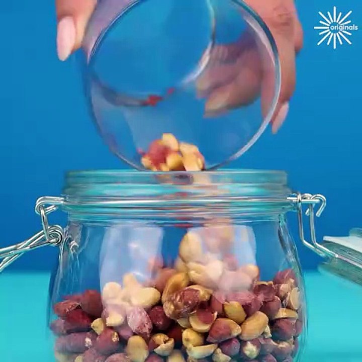 Quick and clever kitchen hacks!