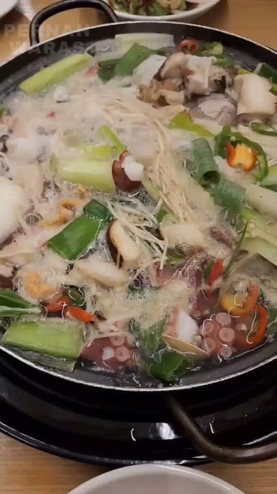 enoki mushrooms with octopus legs