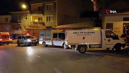 Bursa'da kabus gecesi: 4 ev birden yandı, 1 kişi yaşamını yitirdi!