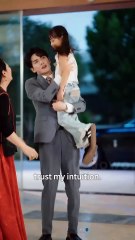 💗Everyone Shamed CEO Adopt Beggar Little Girl!Unware She’s CEO’s Real Dau_Help Him Find Real Love!