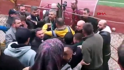 24 kırmızı kartın çıktığı amatör maçta kıyamet koptu: