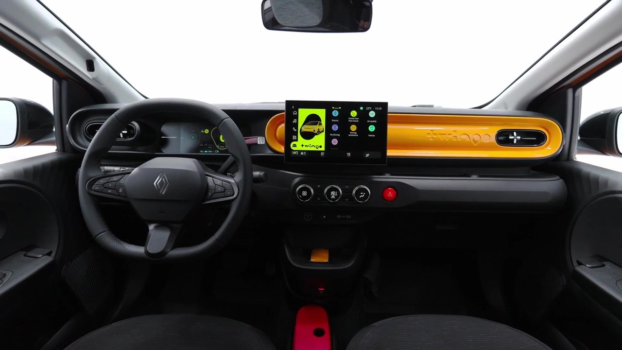 Renault Twingo E-Tech electric Interior Design in Mango Yellow