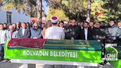 SON DAKİKA | Ailenin sır ölümünde yeni gelişme: Midyeci, lokumcu, kokoreççi ve kafe sahibi adliyeye sevk edildi