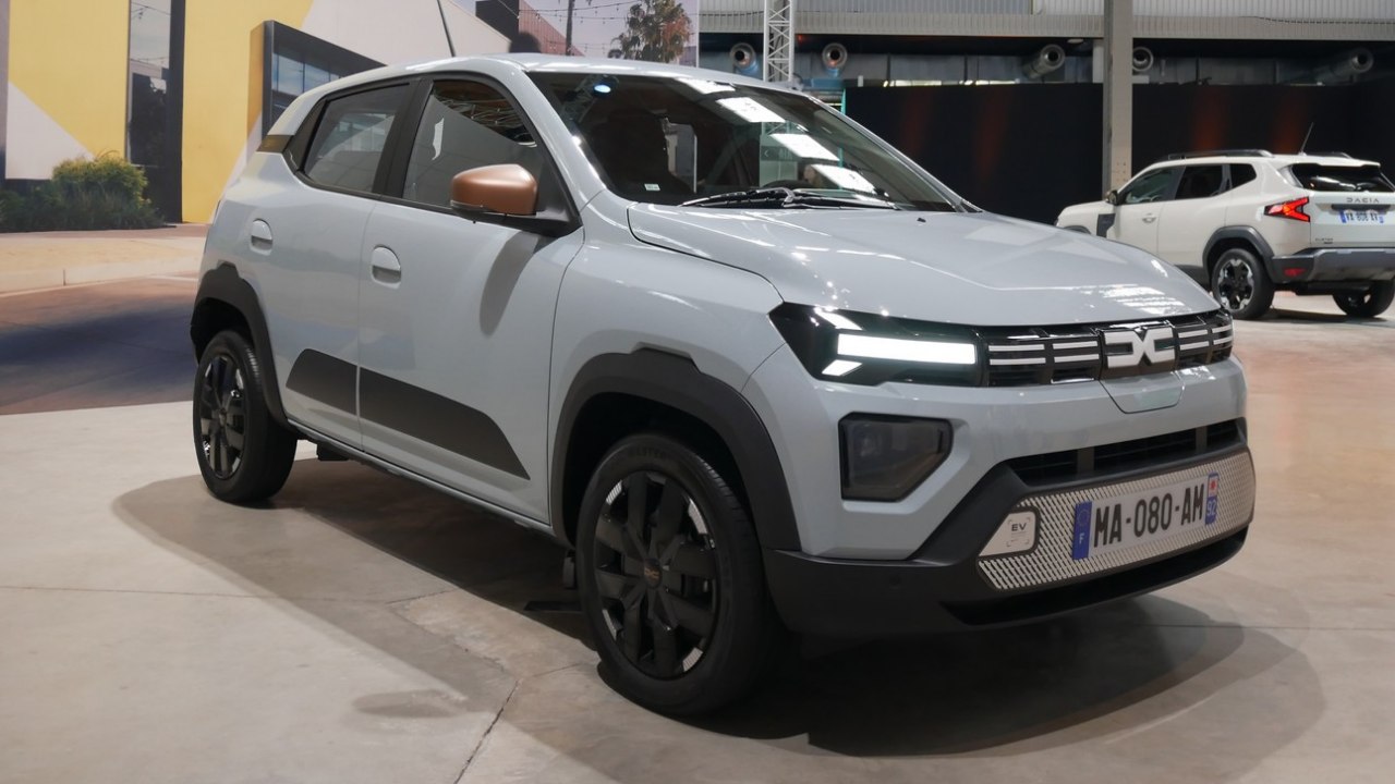 Neuer Dacia Spring (2026): Mehr PS, neues Fahrwerk, kleinerer Akku