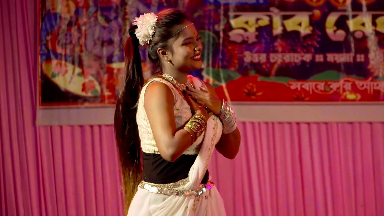 Na Jeyo Na Durete Ekla Mon Royna | Miss Sumi | Dance Video