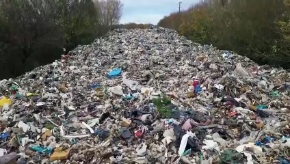 Sud de l’Angleterre: des centaines de tonnes de déchets déversés, alerte «catastrophe écologique»