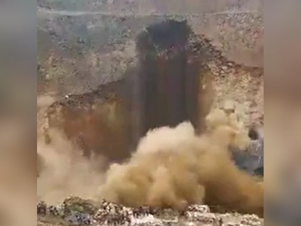 Mindestens 100 Tote nach Erdrutsch in Goldmine