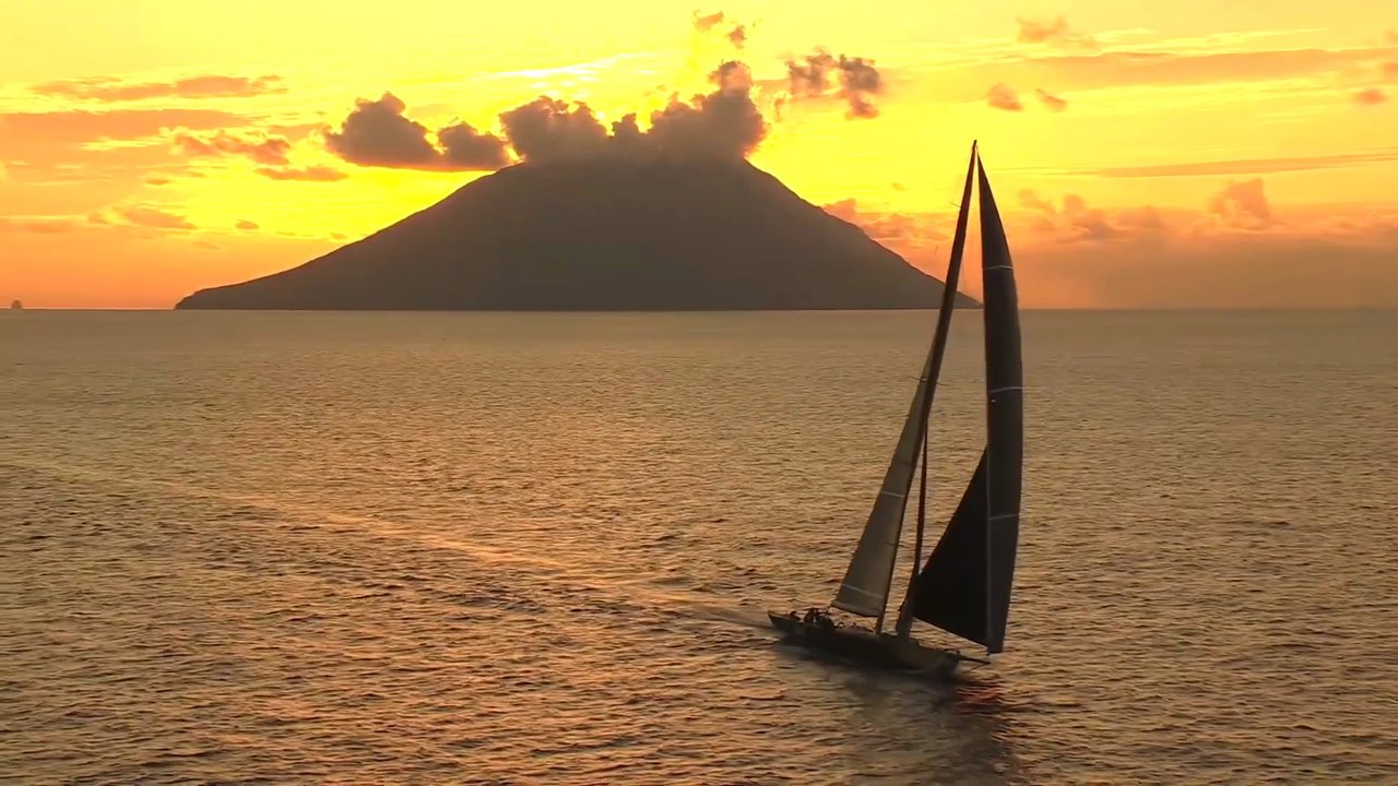 Rolex Middle Sea Race 2025 : Black Jack 100 Takes Line Honours  2025 Rolex Middle Sea Race