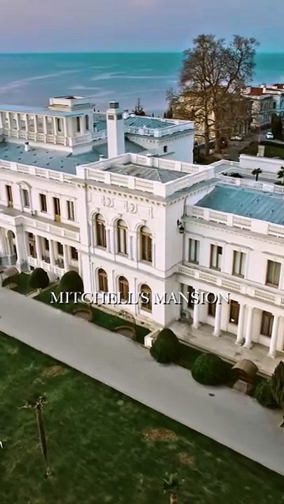 The Cleaner With a Billion Dollar Secret shortical