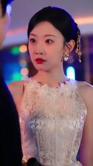 Back in school, she was the infamous ugly duckling, while he was the most admired noble boy in the entire school. No one knew that these two seemingly unrelated people were secretly entangled in a passionate relationship. Four years after their breakup, a