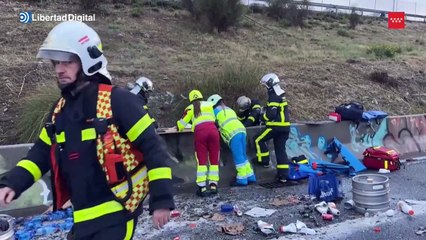 Un accidente múltiple en Madrid entre un camión y un autobús deja 24 heridos