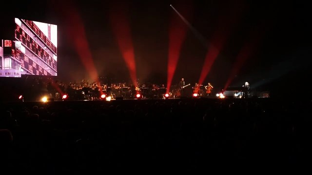 Johnny Hallyday – 2023 – Johnny Symphonique Tour à Toulouse – Time (Live)