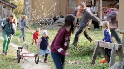 Kein richtig falsches Leben | movie | 2021 | Official Trailer