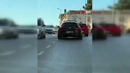 Trafikte şov yaparken ceza yedi: Abartı egzoz ve tehlikeli manevraya 11.434 TL ceza