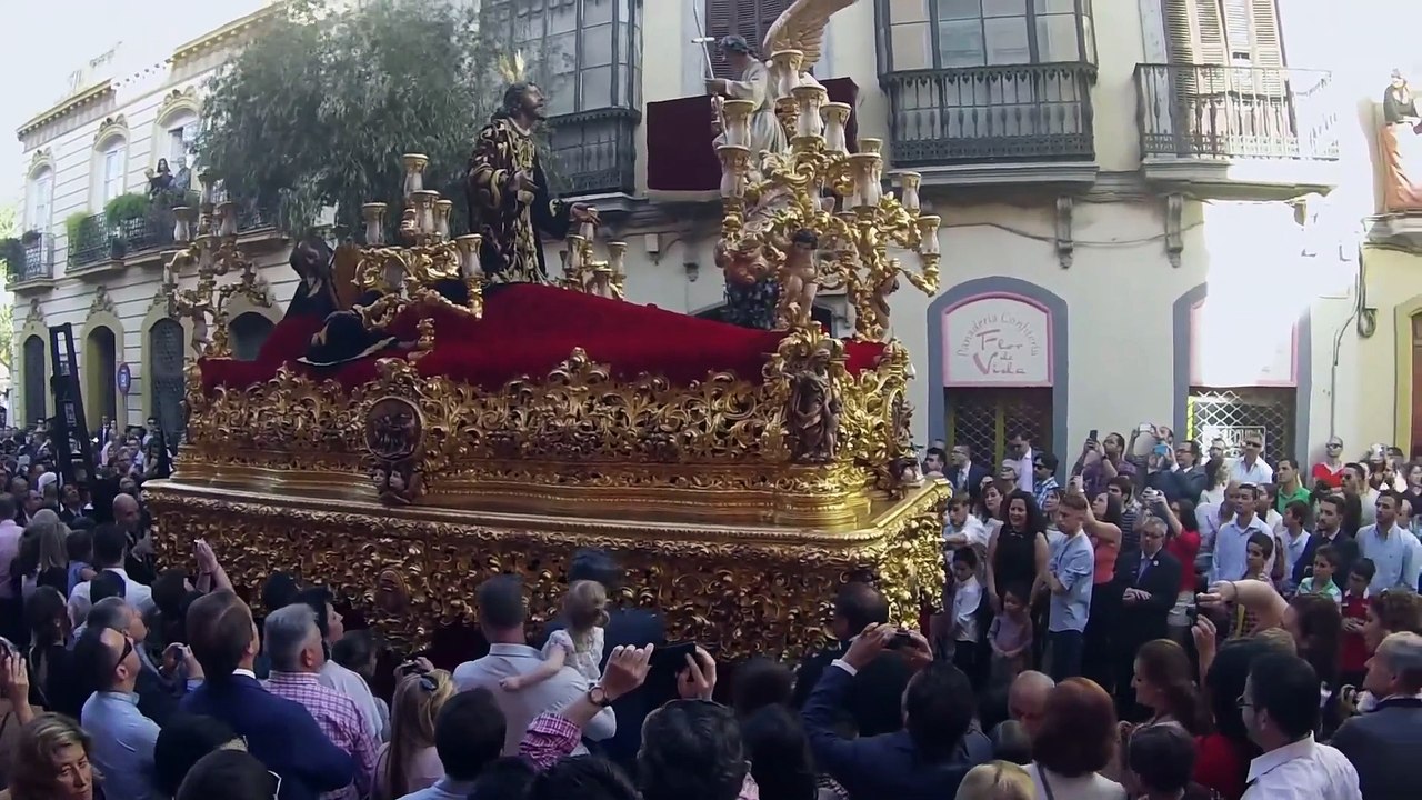 Montesión. Calle Trajano, Semana Santa de Sevilla 2015 parte 11
