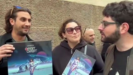 Caparezza a Sassari, le voci dei fan arrivati da mezza Sardegna per vedere l'artista pugliese