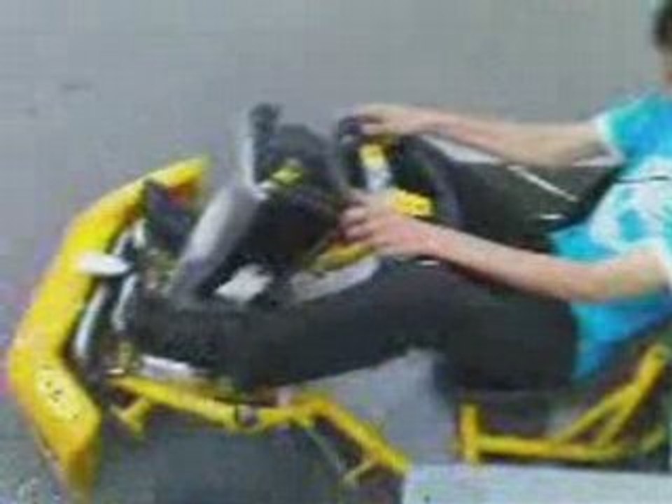 Pelo Des Minguettes  Monmousseau Leo Place ROUge Pyramide