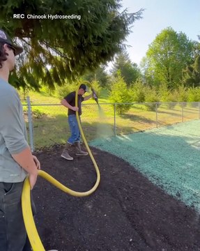Comment faire pousser un jardin… avec un jet