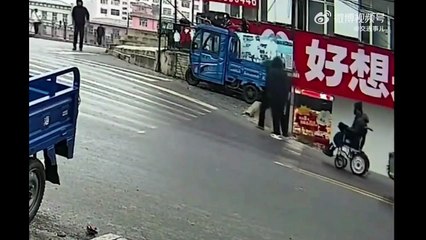 Quand la route glacée t'aide à imiter Michael Jackson