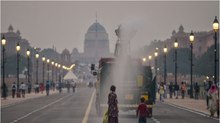 Delhi reels under ‘very poor’ air quality, thick toxic smog