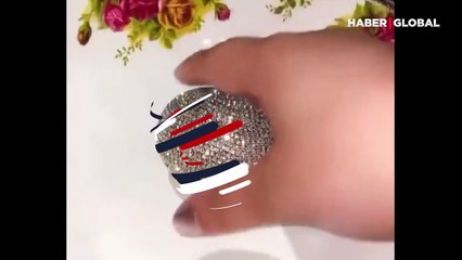 Yeni gelinin taşlı yumurta sunumunu görenler gözlerine inanamadı!