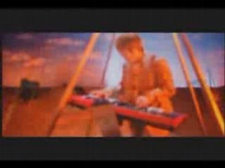 M.o.v.e FLY ME SO HIGH PV