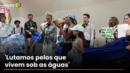 Indígena da Nova Zelândia usa 'concha trompete' para emitir alerta sobre oceanos na COP30