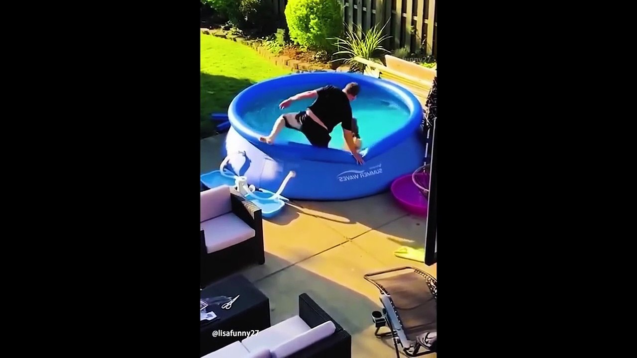 Las Mejores Caídas Graciosas del 2024 😆 Videos Chistosos y Divertidos 😆 - Risas Sin Fin 😂