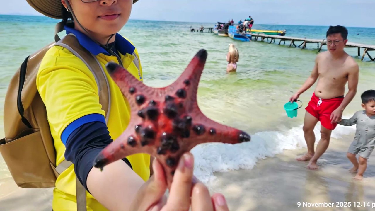 Great Seafood lunch at Starfish Beach - Phu Quoc, Vietnam