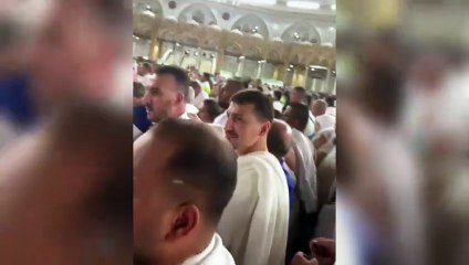 Ünlü futbolcu Mert Hakan Yandaş’ı umrede gören kişi, bakın ne yaptı! Vallahi pes